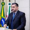 Após pedido de Leonardo Dias, Prefeitura publica edital que prioriza bolsas para população de rua
