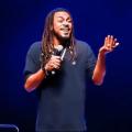 Direto da terra do axé, comediante Jhordan Matheus traz seu novo show para Maceió