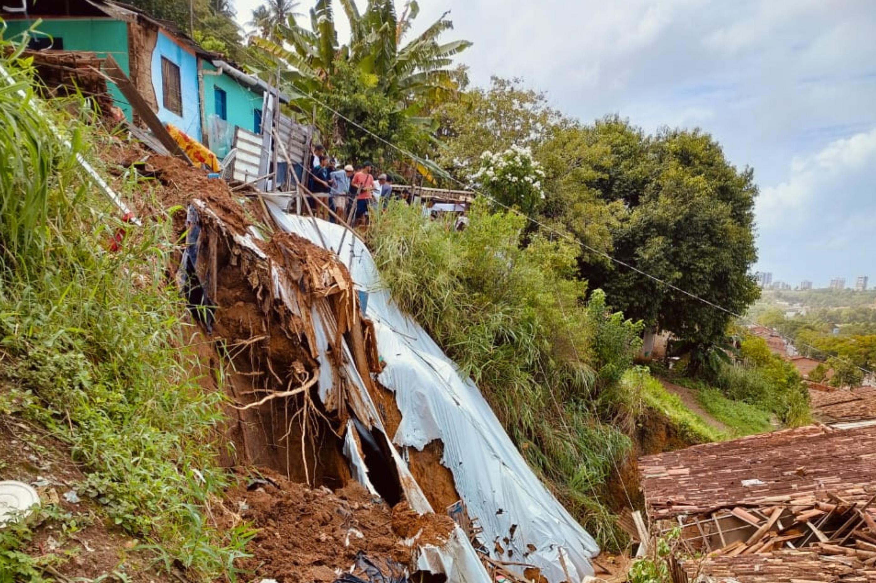 Previsão é de que as chuvas continuem intensas, ao menos até quarta-feira. Foto: Agência Alagoas.