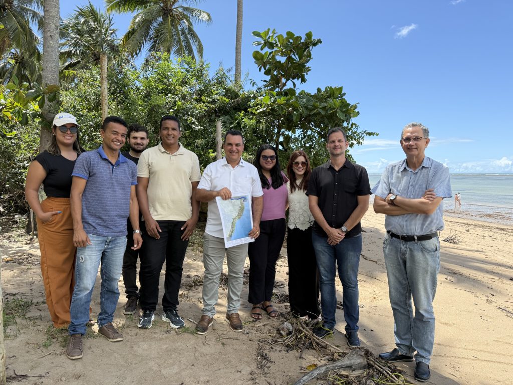 A comitiva contou com a presença de Vereadores. Foto: Assessoria.