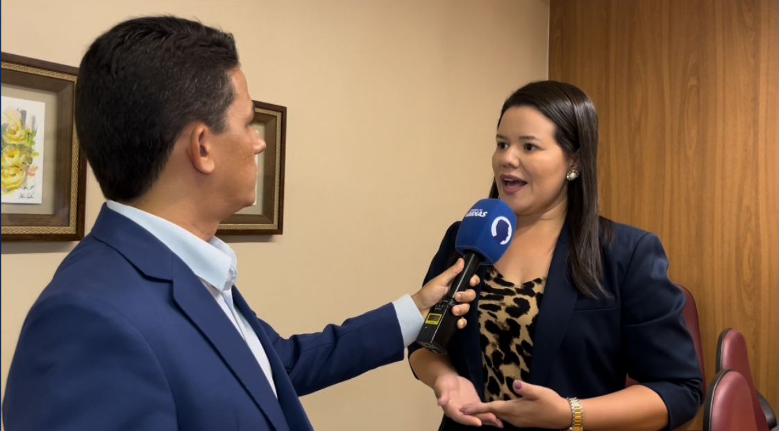 Jornalista Abidias Martins e advogada Kellyane Celestino. Foto: Evelly Martins.