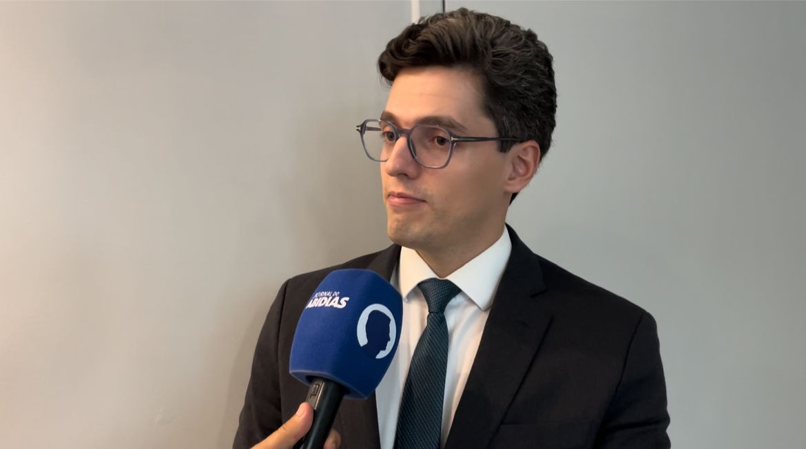 Advogado Leonardo Jatobá, especialista em direito estudantil. Foto: Evelly Martins.