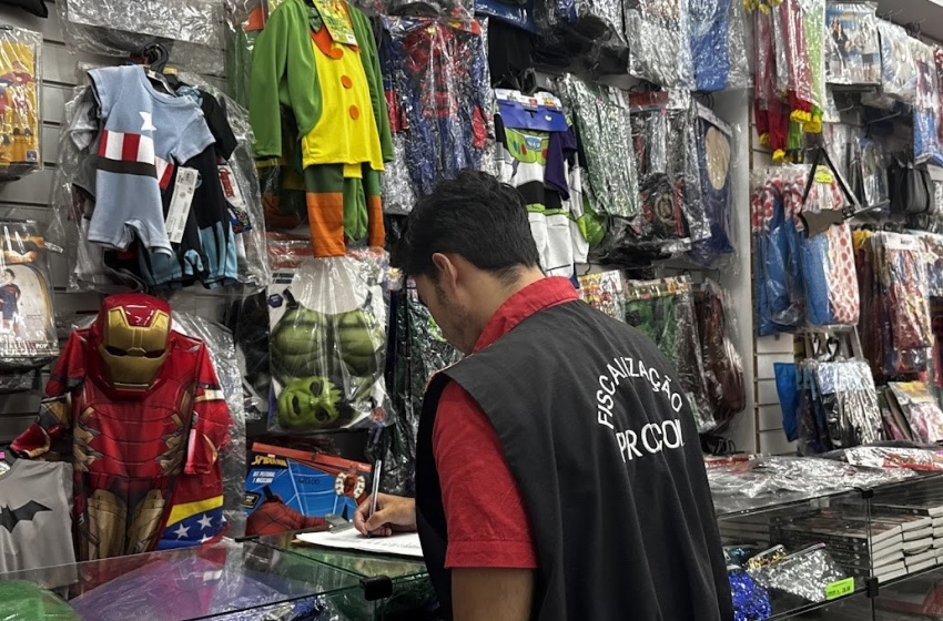 Procon Maceió divulga pesquisa de preços de produtos carnavalescos. Foto: Procon Maceió