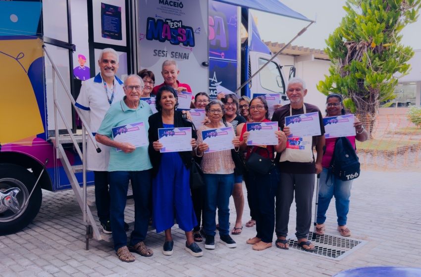Pessoas idosas visam autonomia ao participar dos cursos. Foto: Deivison Morato/ Ascom Sedigi