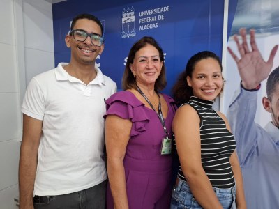 Equipe do NAF. Setor funciona toda quarta, das 8h às 12h e oferece serviços diversos como regularização do CPF, orientações sobre o uso das plataformas gov.br e eSocial doméstico, MEI, ITR, e-CAC, etc.